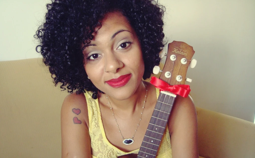 para-conhecer-elisa-alecrin-aperte-o-play-cover-blog-conversando-com-a-lua-musica