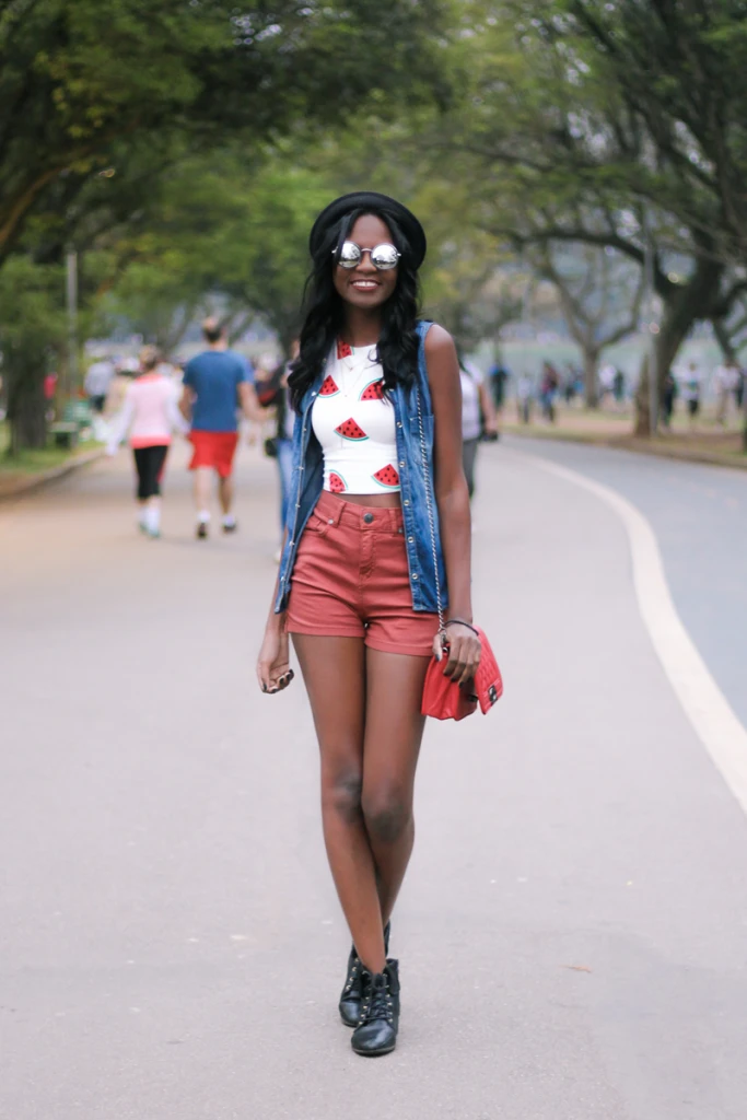 blogueira dayane nascimento | cropped de melancia com short