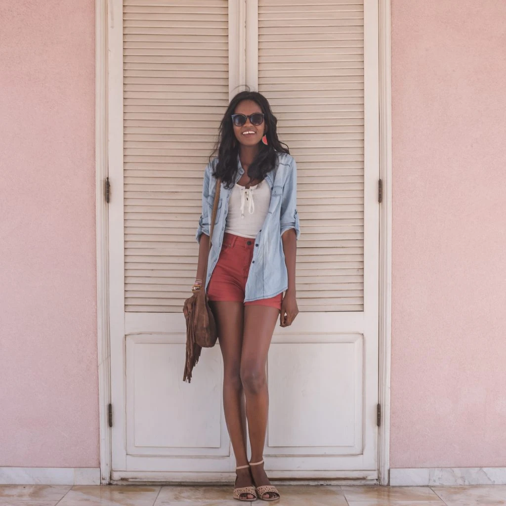 Look do dia: blusa com decote trançado | por Dayane Nascimento edificio Martinell